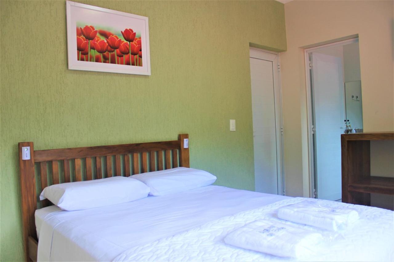Residencial Aguas De Bare Hotell Sao Sebastiao  Eksteriør bilde